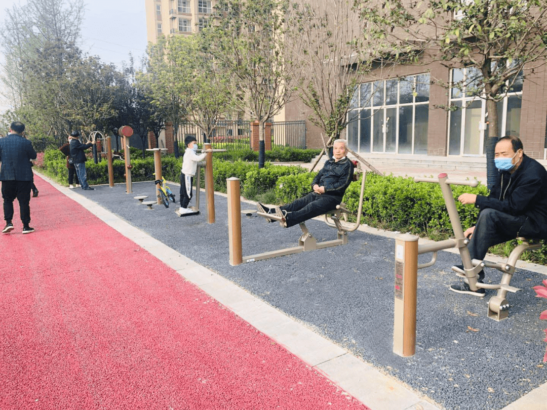 统筹推进全民健身场地设施建设 构建高水平全民健身服务体系