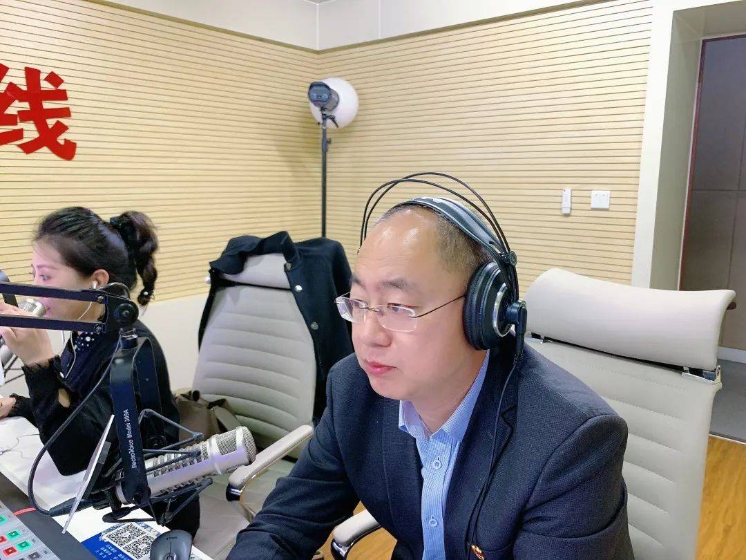 【党风政风热线】黎城县委常委,常务副县长申晓峰带队走进长治广播