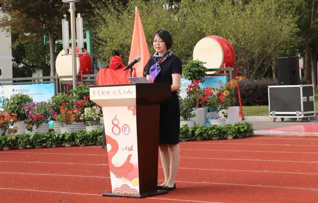 金彩校园上海市亭林中学亭秀铸格林茂立人特色办学展示活动