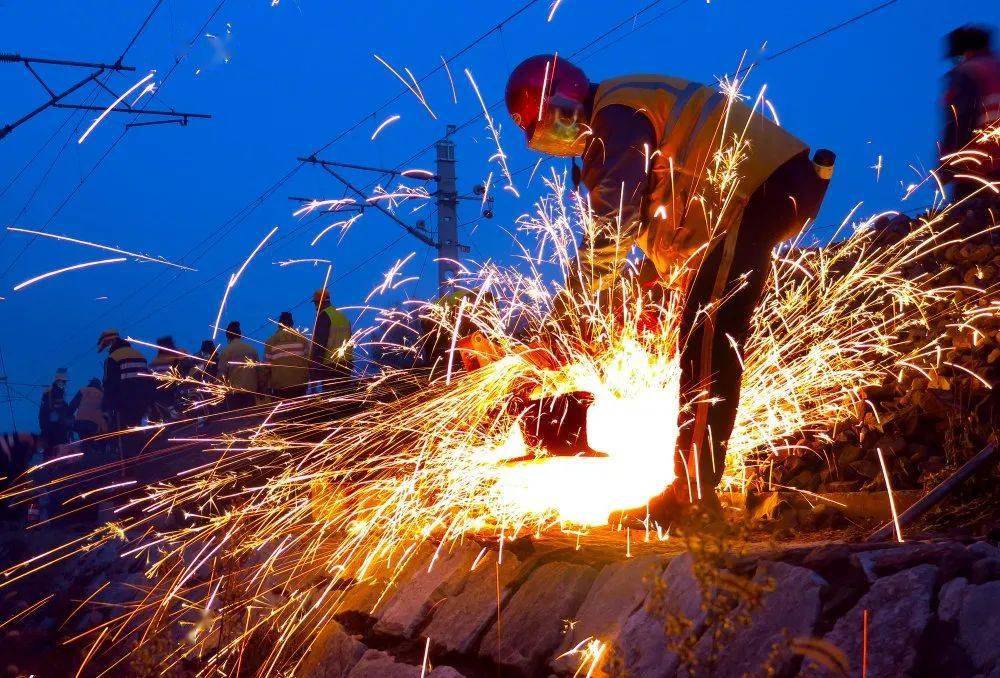 第三届全国工业摄影展新时代摄影展区投稿作品欣赏王志刚