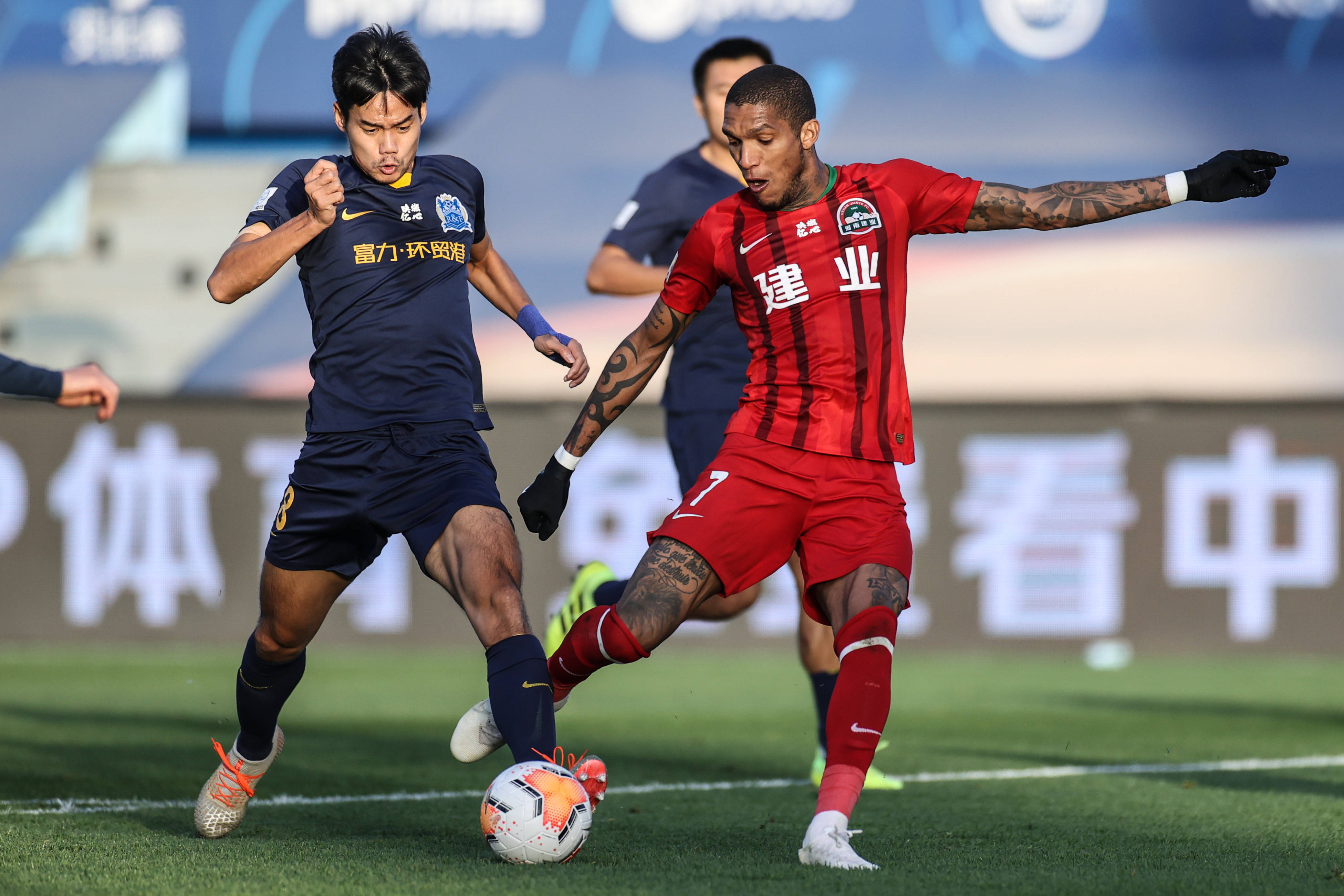 足球——中超:河南建业胜广州富力