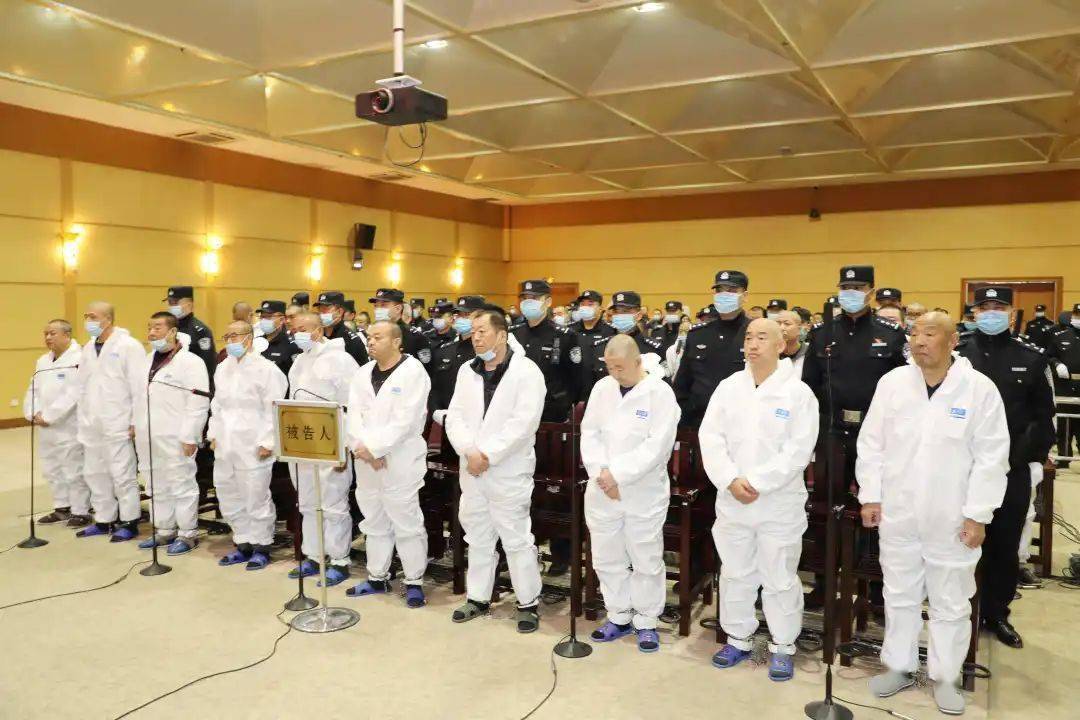 韩喜柱等33人黑社会性质组织犯罪案一审公开宣判!_和平村村委会