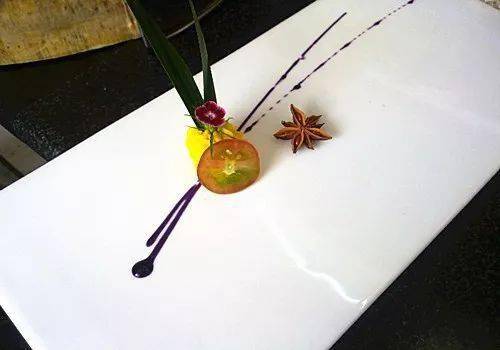 40款花样盘头装饰带给你无限创意灵感