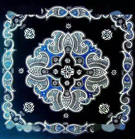 蜡染难以摹绘的冰纹