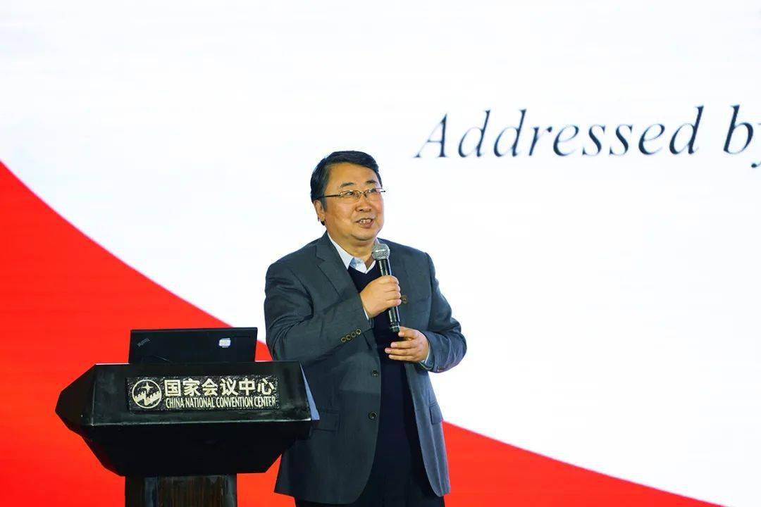 兽医协会秘书长辛盛鹏先生,中国农业大学党委常务副书记张东军先生