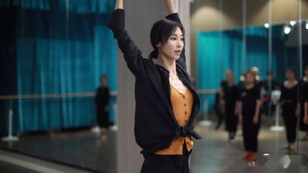 朱洁静为舞蹈瘦成纸片人心疼