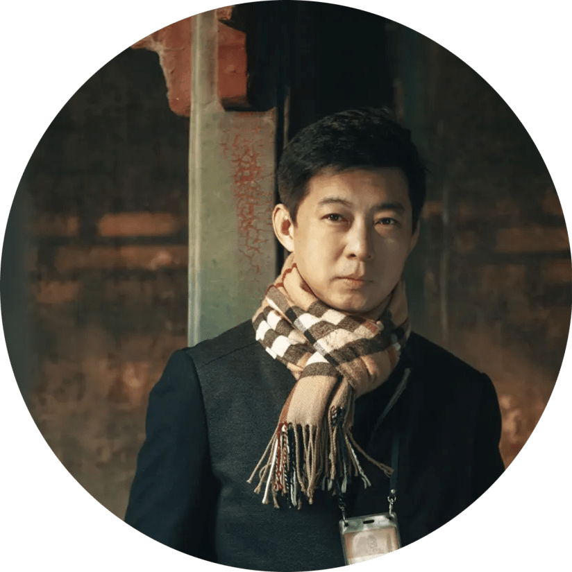 活动嘉宾祝勇祝勇,作家,纪录片导演,博士现任故宫博物院故宫文化