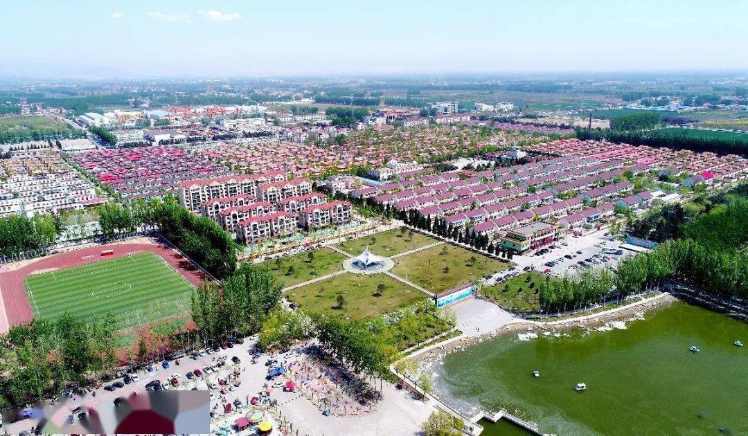 "中国十大最美乡村"等称号"全国生态文化村""中国幸福村""中国十大名