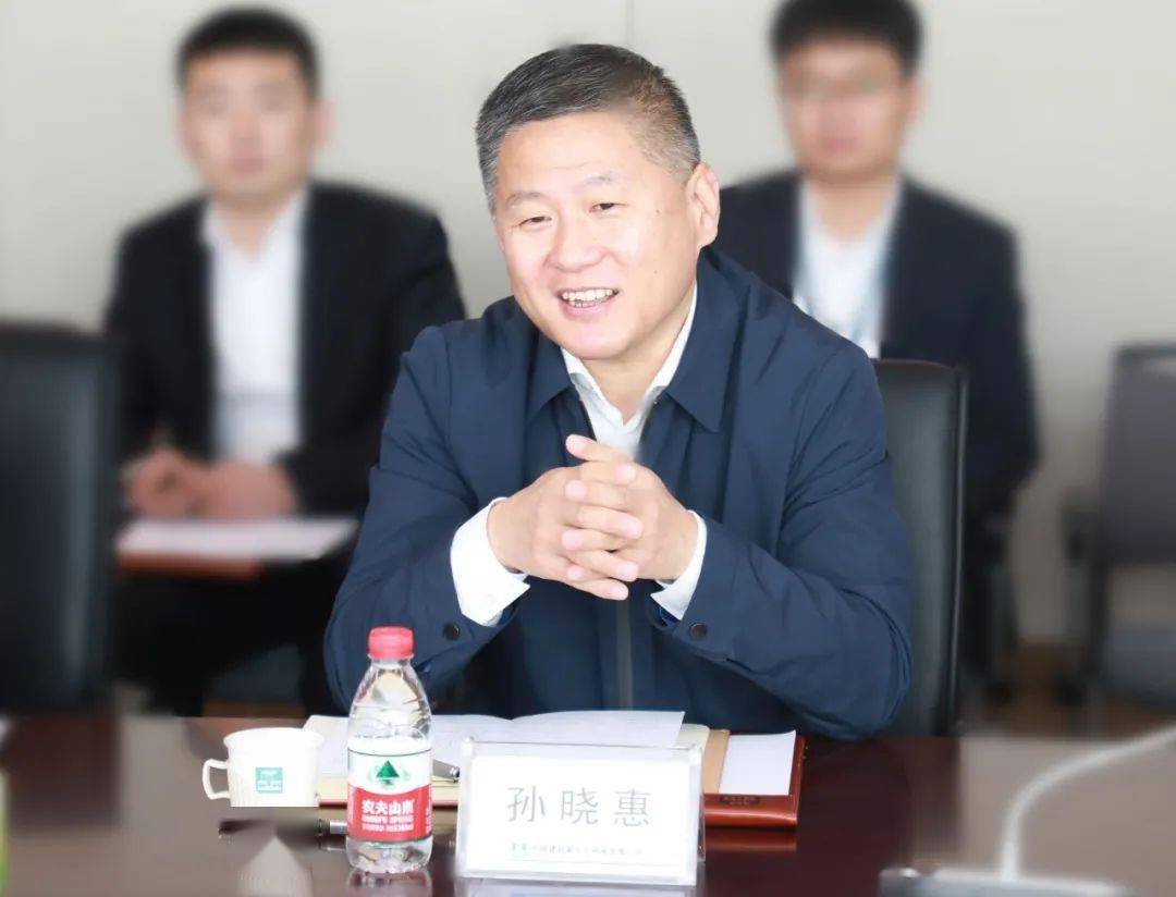 聚焦郑学选会见开封市委书记侯红市长高建军并调研中建七局