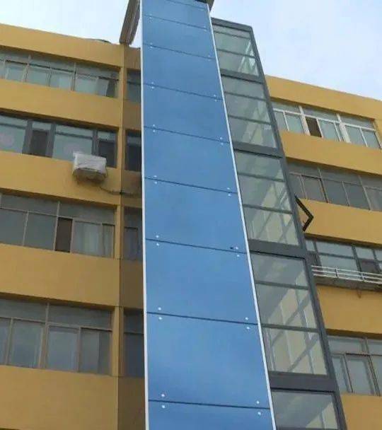 新郑市首部老旧小区加装电梯投入使用!