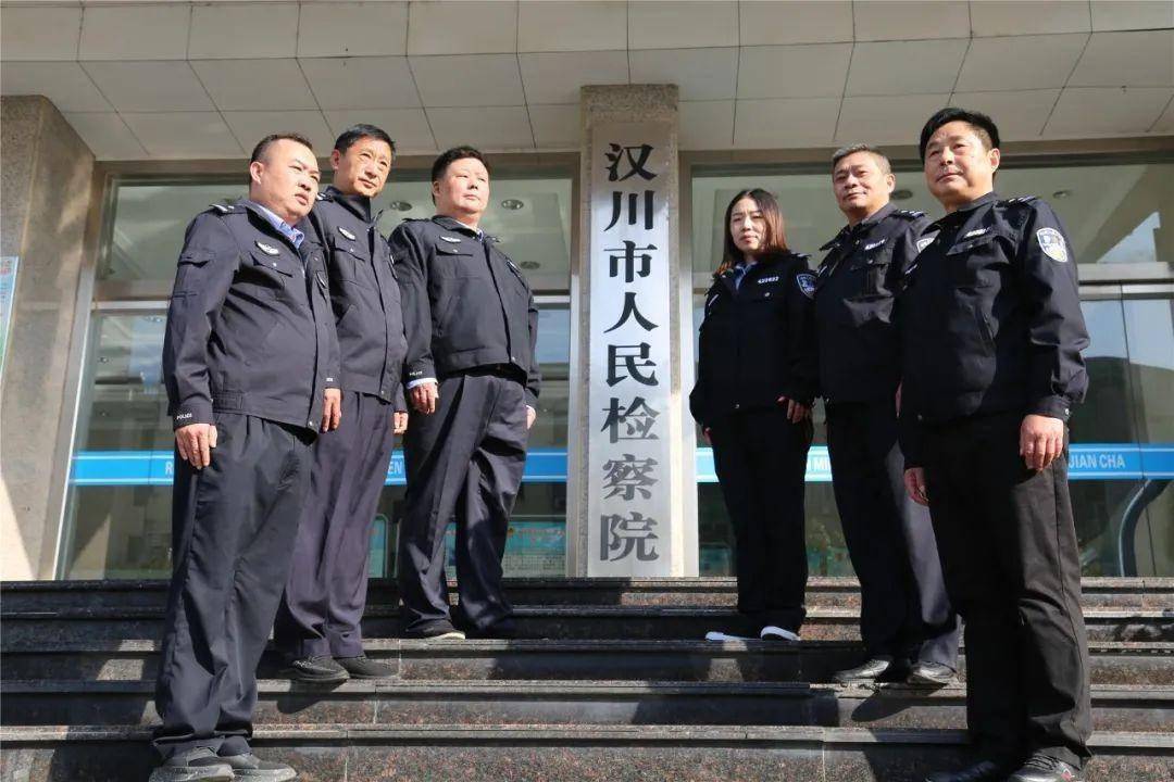 为组织好省检察院法警总队开展的"六小"岗位练兵活动,汉川检察院党组
