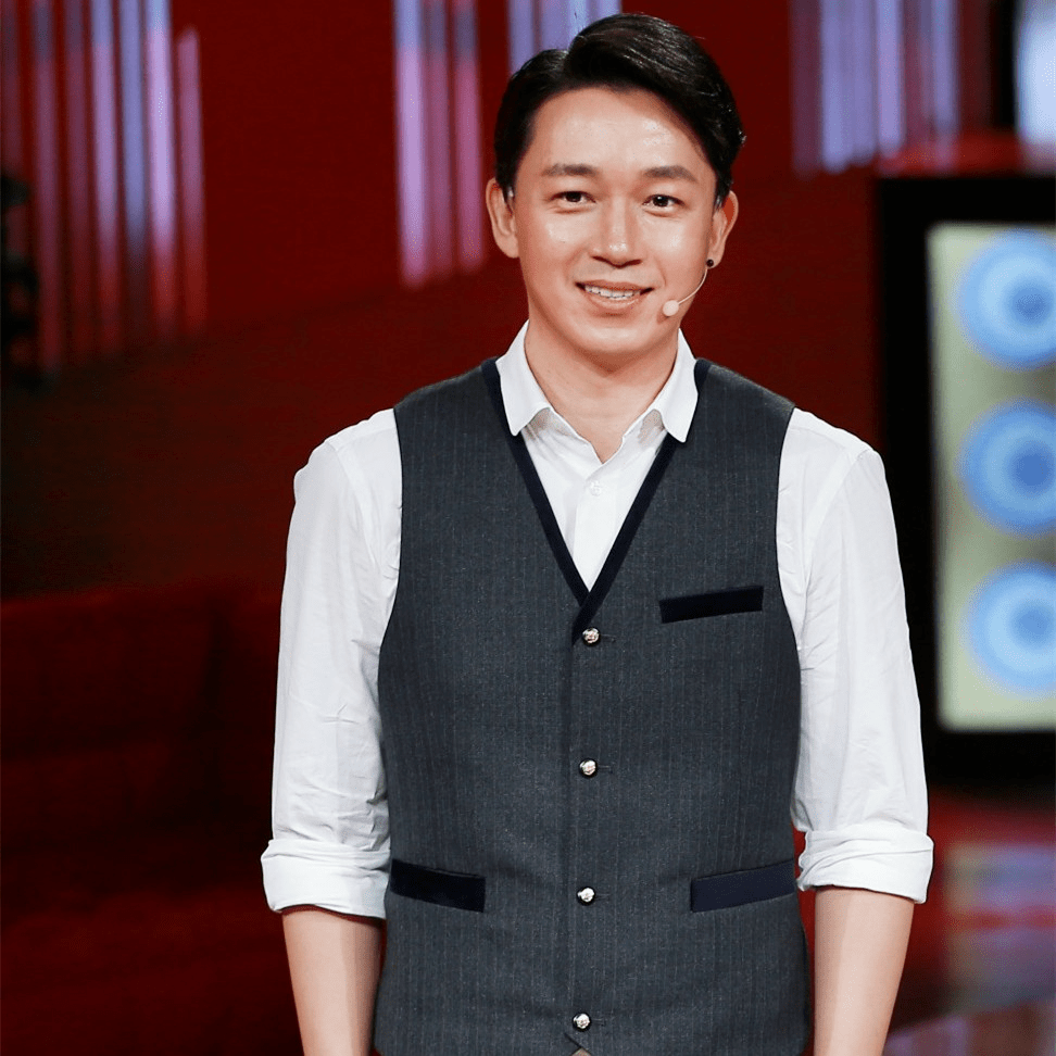 微信头像潘粤明