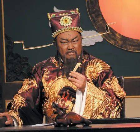 他用一张黑脸,挡住无数笑脸._包拯