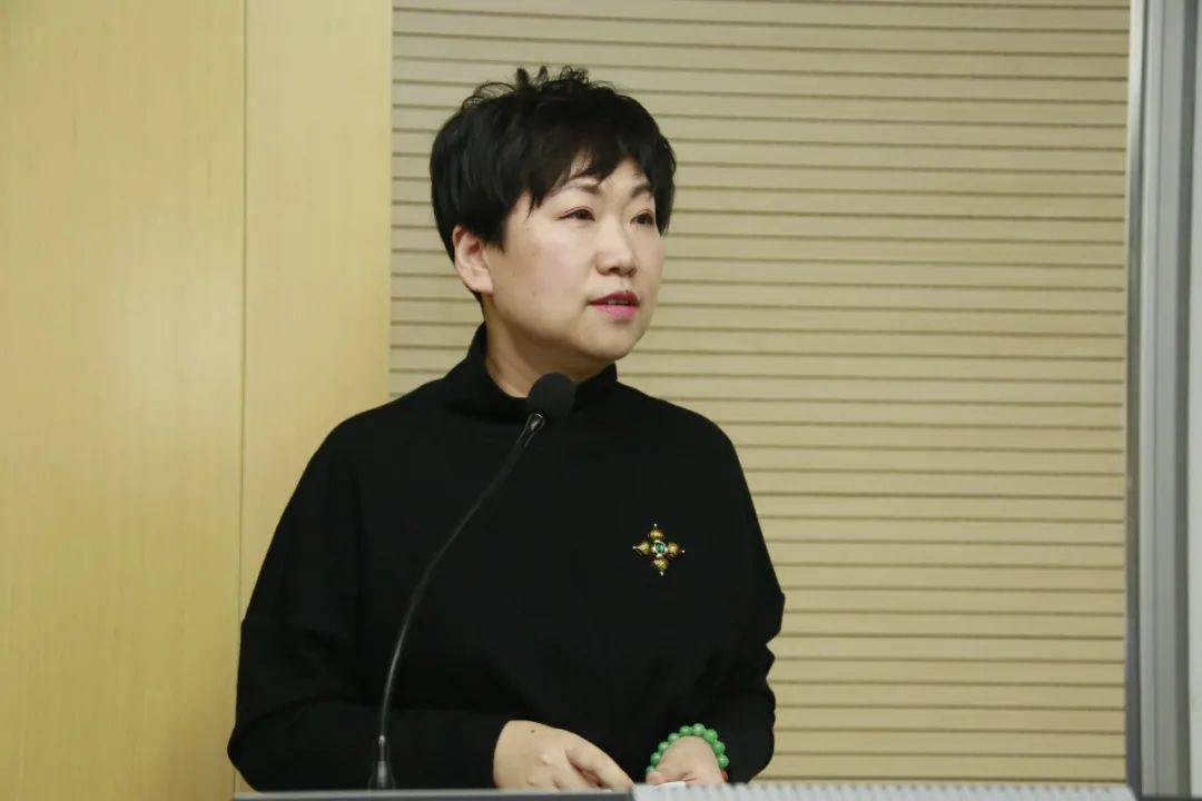 曹洋教授以江苏省人民医院为例,作《特殊级别抗菌药物管理之江苏省