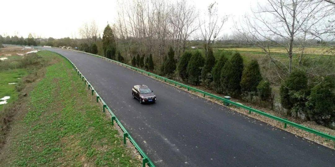 152公里,路面宽12米,从滨湖大道向北延伸,下穿淮南铁路线后与省道s105