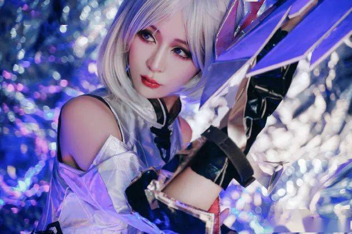 王者荣耀cos:温柔版镜姐姐你喜欢吗?