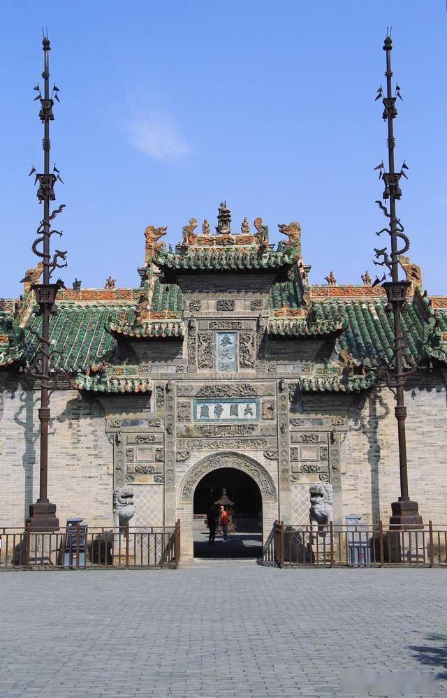 安徽国宝级的关帝庙有364年历史铁旗杆重12000斤