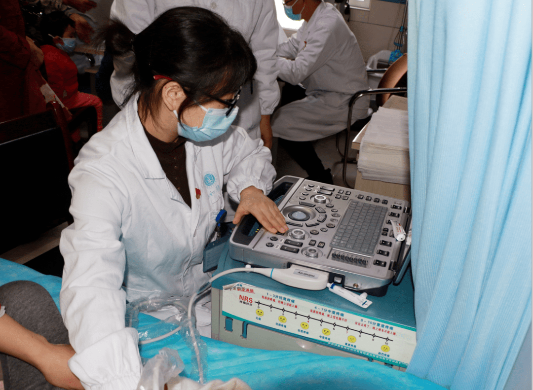 协和医院代挂专家号服务全天24小时陪护服务，随叫随到的简单介绍