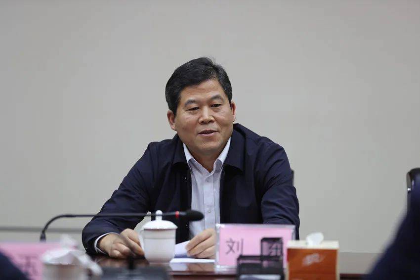 学先进经验助园区发展区委书记董国喜率队赴中新苏滁高新区考察学习