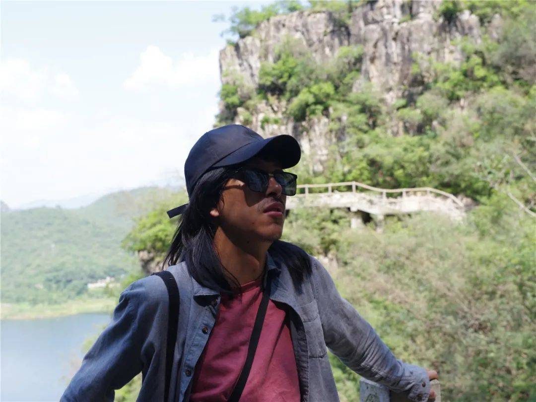 朋友们我们即将抵达土星张文钦100驻留