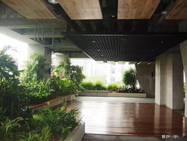 豪逸江景壹号主题架空层构筑精彩邻里生活