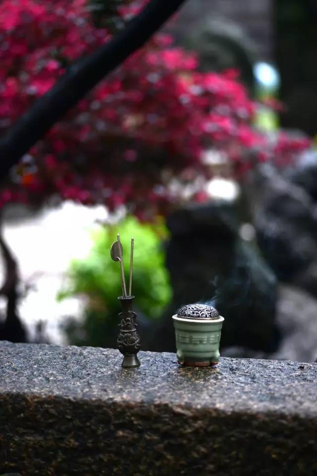 润 雨 添 香 韵|你以为雨天给焚香带来的仅仅是氛围?