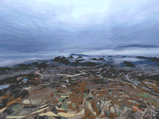 没去过黄山观云海没关系没去过泰山看日出不要紧你能猜到这是哪里吗?