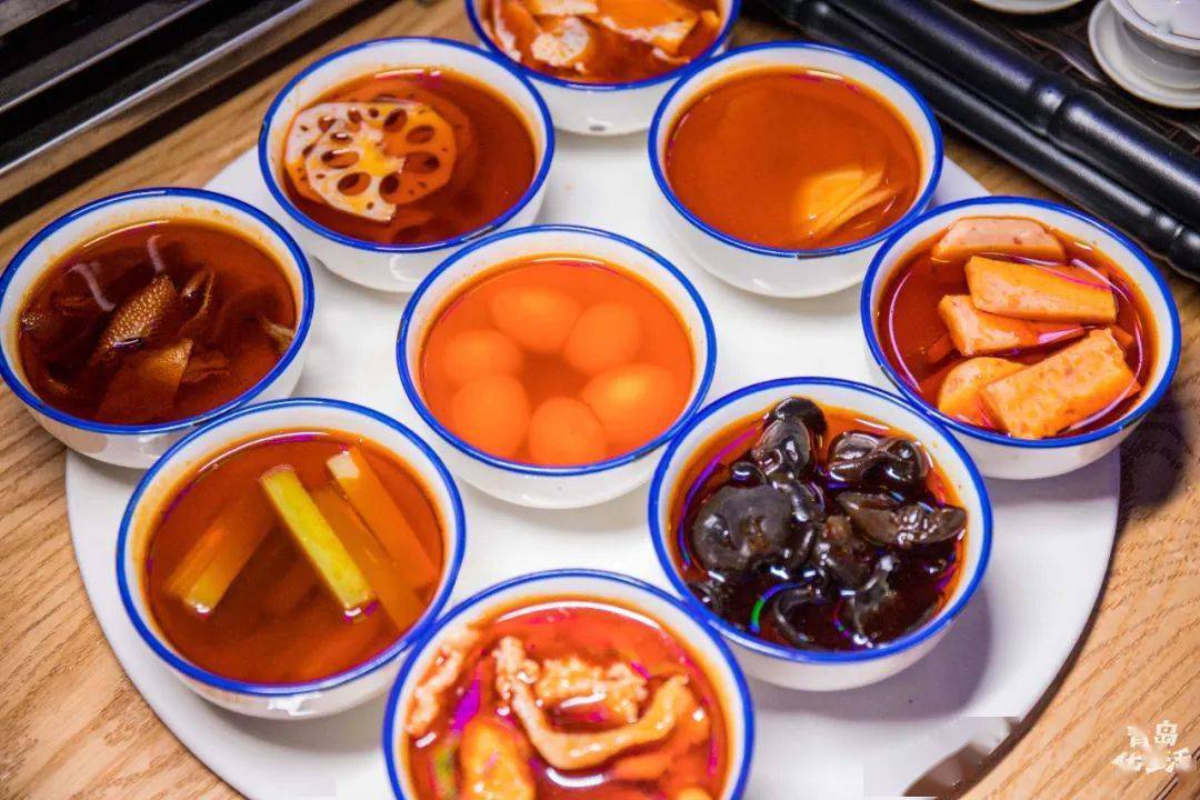 成都凌晨2点还在火爆排队的贰麻酒馆登陆青岛快来打卡潮流夜生活新