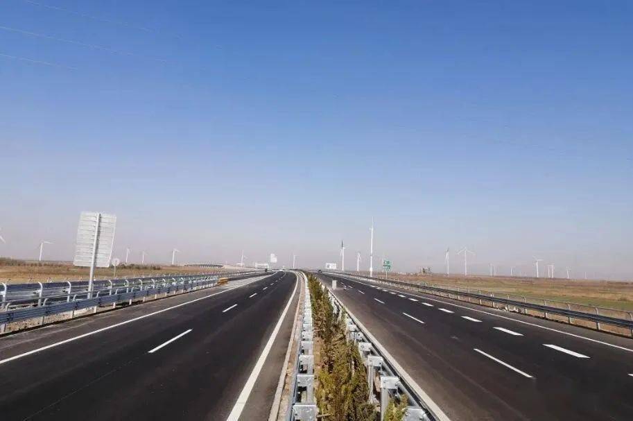 秦滨高速开放段图片