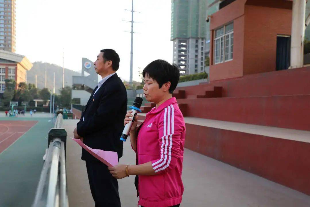 齐欢畅 来自搜狐网