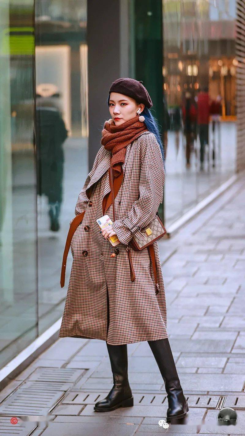 街拍要想让自己拥有更加美丽的外表那么你就要用心去学习穿搭