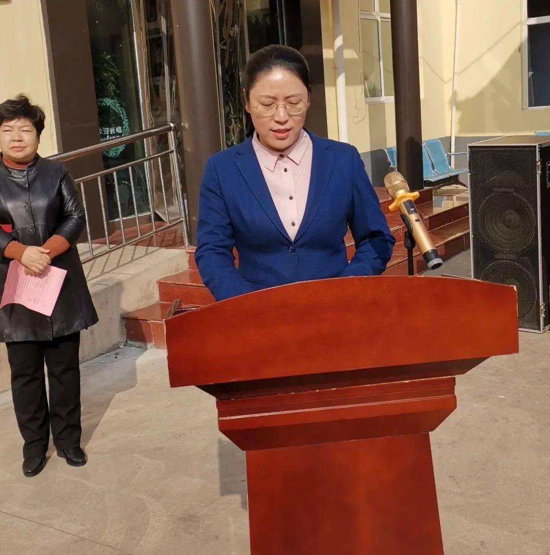 (图为:潞州区副区长侯敏在开园仪式上讲话)(图为:山西省残联副理事长
