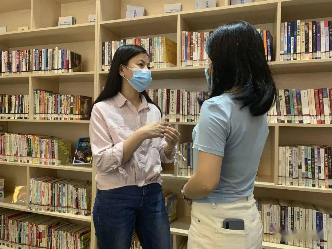 鼎湖区新时代文明实践中心流动图书服务点是鼎湖区图书馆在全区设立的
