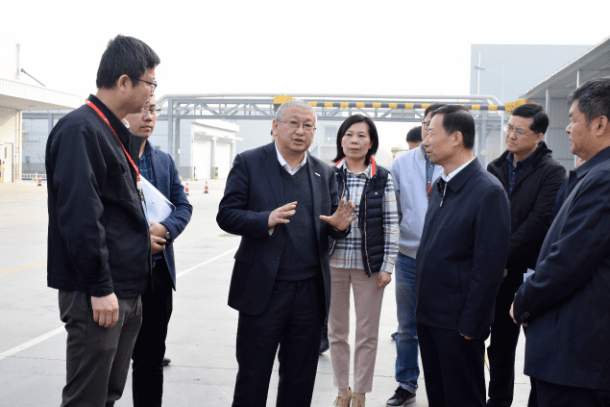 工信部副部长王志军考察隆基宁夏生产基地