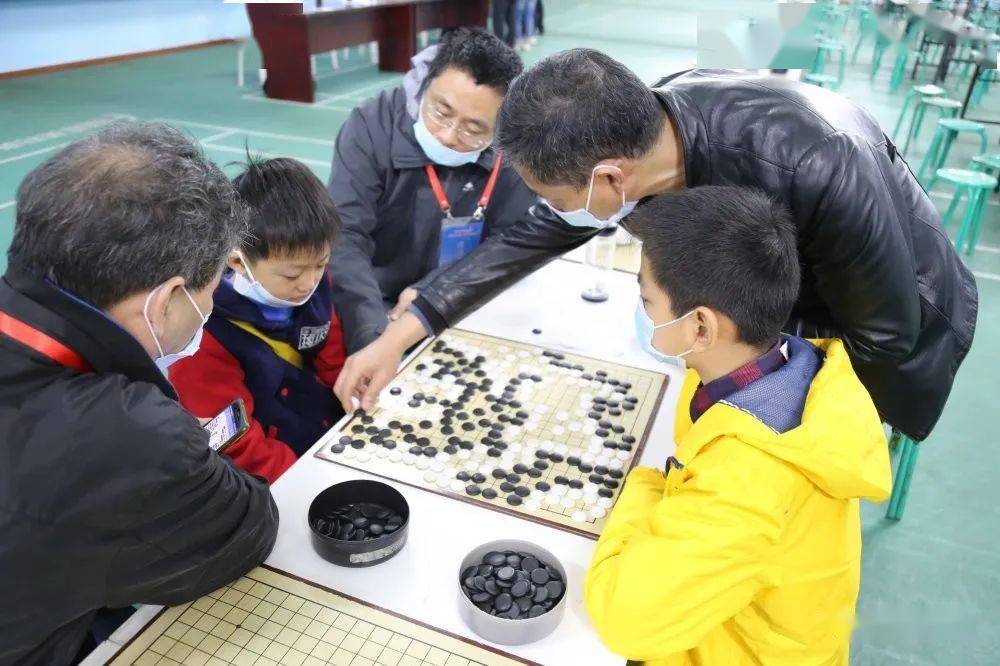 扬州女棋手刘巧云图片