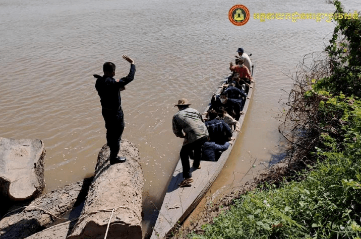 涉嫌从老挝偷渡至柬埔寨9名中国人被抓