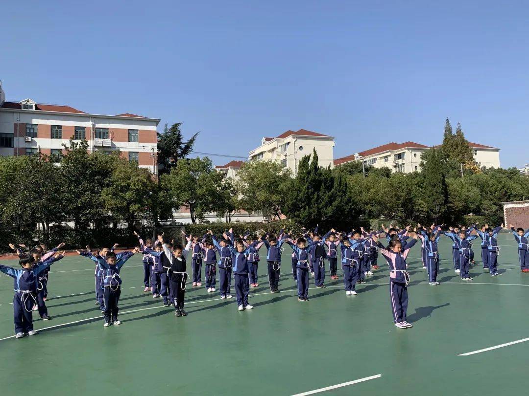 我们是快乐的小学生啦!