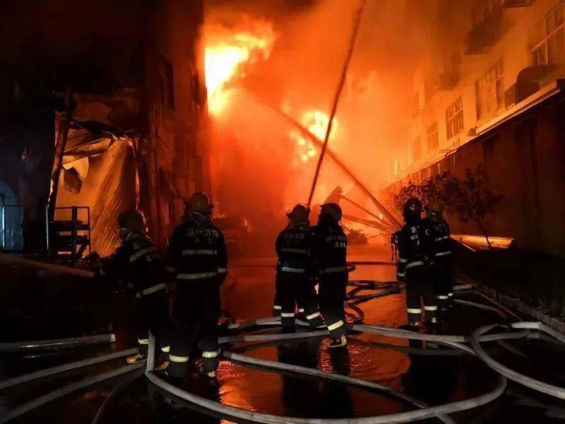 消防经验展播十五平阳县萧江镇专职消防队27年风雨历程铸攻坚克难铁血