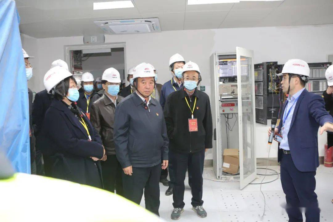 市人大常委会对我市轨道交通项目进行专题视察