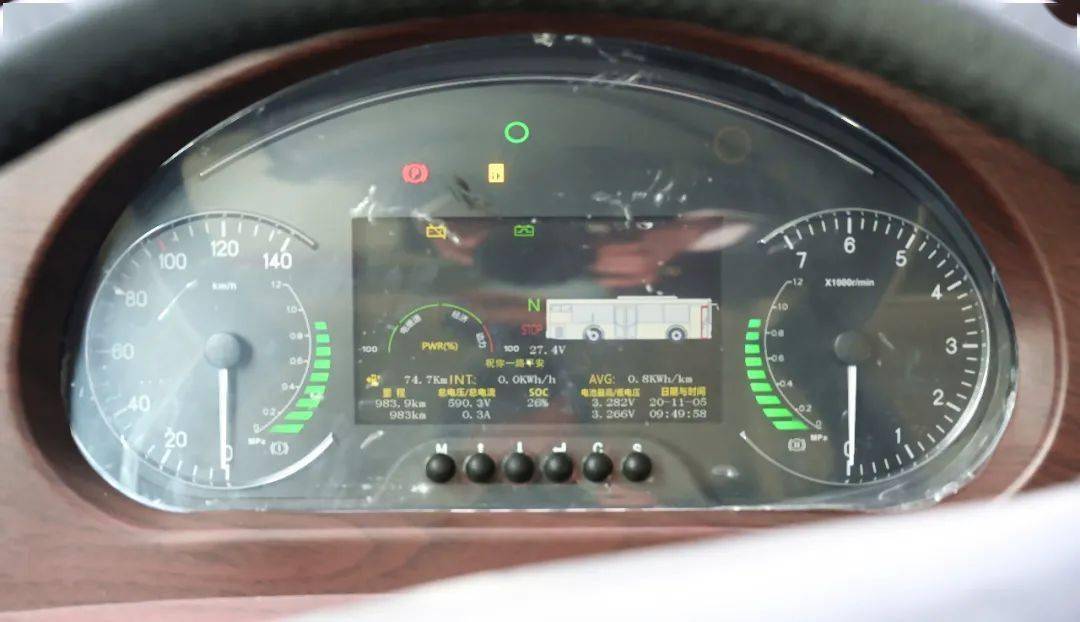 内景太惊艳!烟台今年首批新能源空调公交车上线,年前还将更新80台_乘