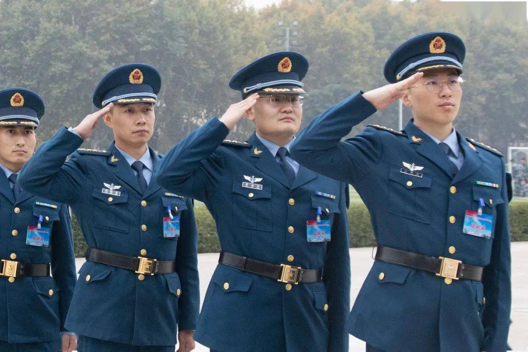 31名部队干部加入空工大看他们如何越过转型这道坎