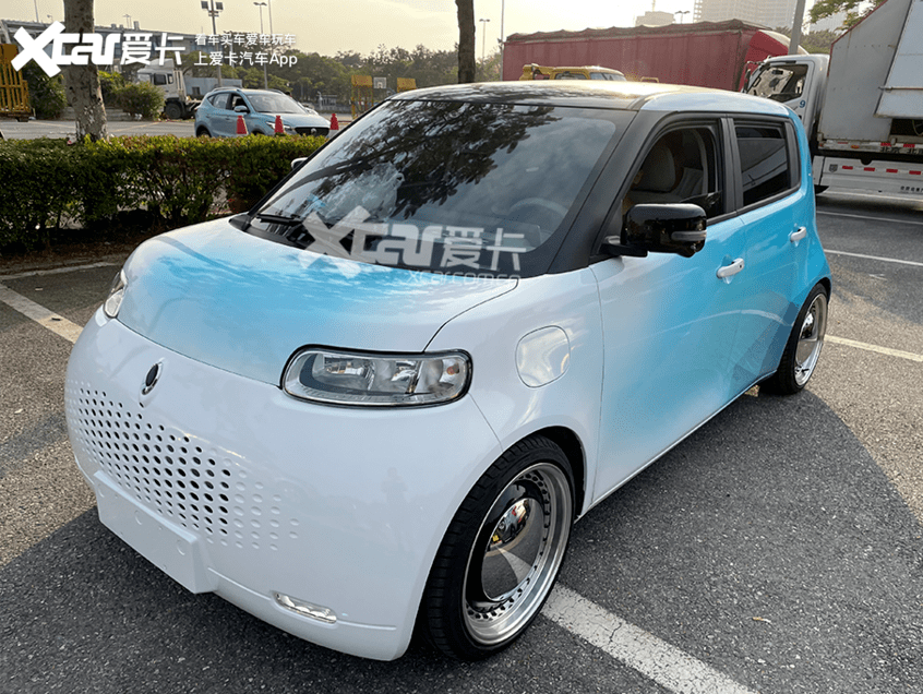 广州车展欧拉黑猫白猫改装版车型实拍