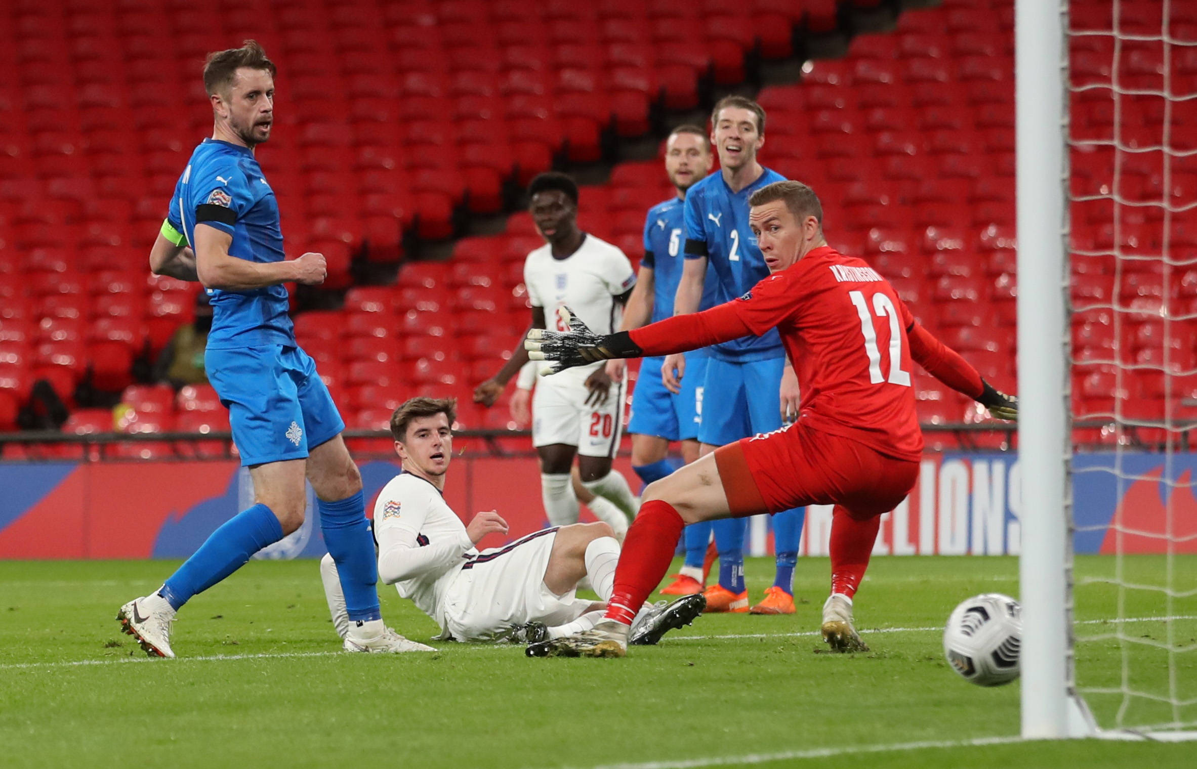 足球欧国联英格兰胜冰岛