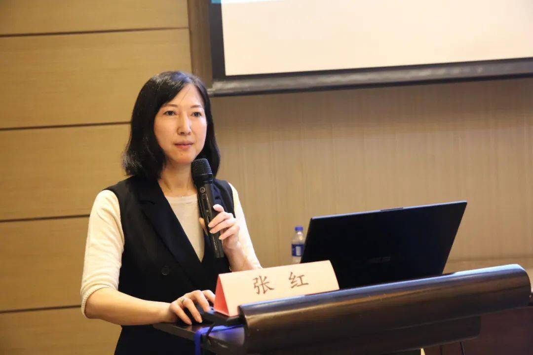 北京市西城区教育研修学院小学部美术教研员张红进行艺术学科监测