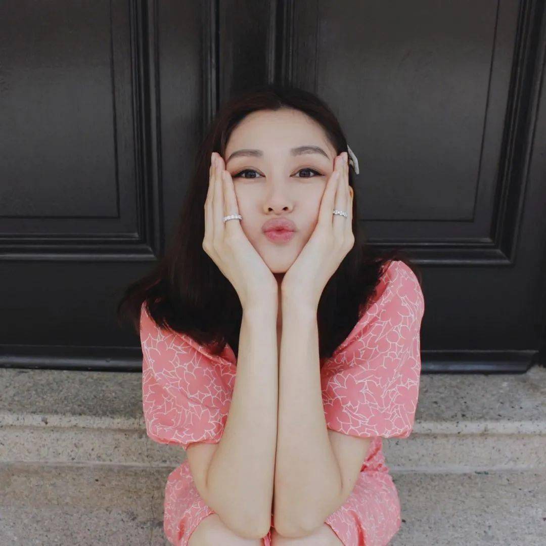 岑丽香迎接36岁生日,大晒近照!生完b依然保持最强童颜