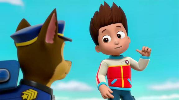 汪汪队农夫刚收完玉米就还被乌鸦大队偷袭太惨了