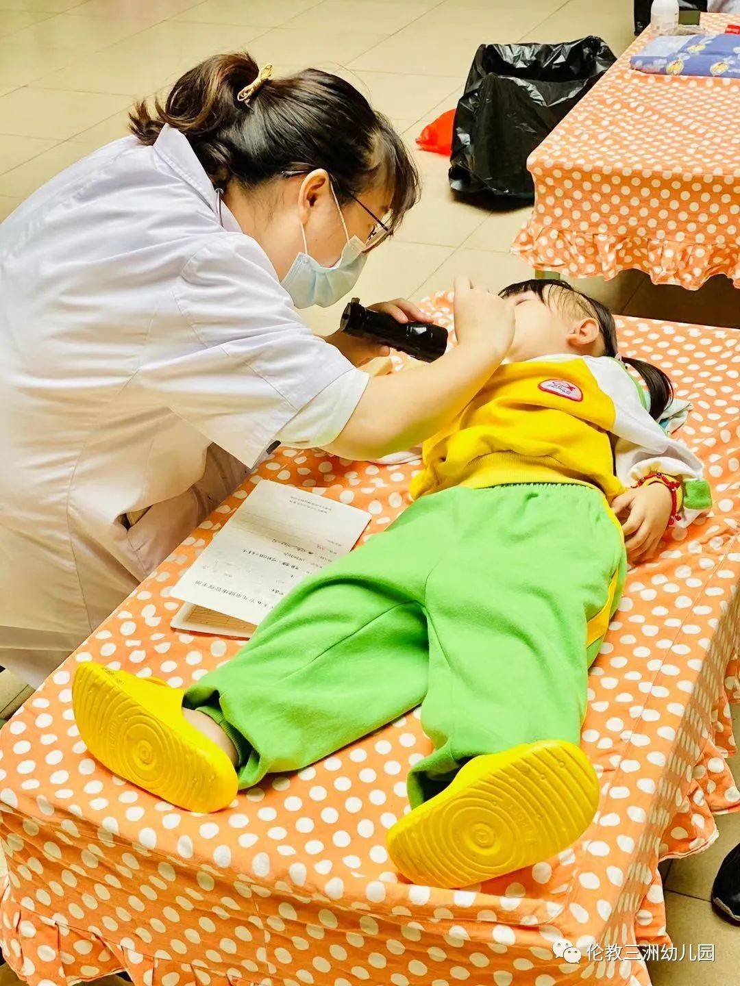 健康体检快乐成长三洲幼儿园幼儿健康体检活动报道