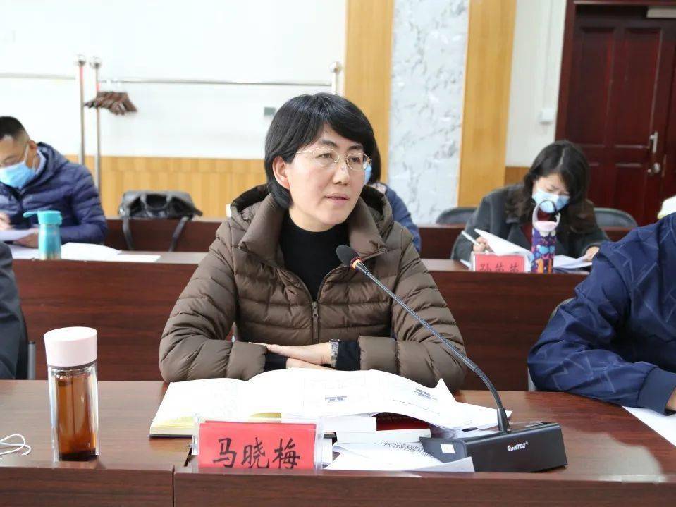 常务副校(院)长蒋文龄主持会议,副校(院)长郝彤,李培文,教育长张继业