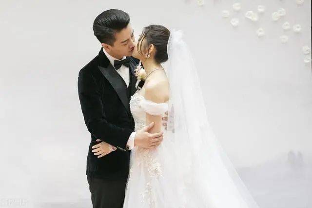 从宠妻狂魔到冷漠无情,陈妍希到底做了什么,让陈晓判若两人?