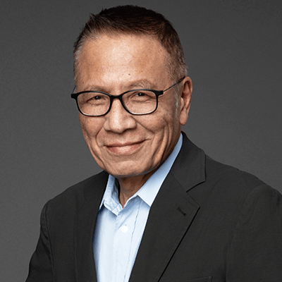 业内尊称为中国广告业的"教父",为国内广告市场培养了大批管理型人才